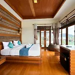 Salakphet Resort