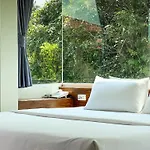 Tachang Airport Hotel