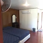 Easy Life Bungalows