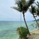 Sunset Beach Villas