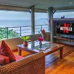 Villa Emerald