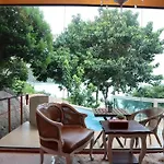 Cocohut Beach Resort Koh Phangan
