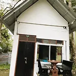 Tuk Tuk Guesthouse