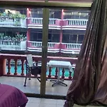 Pluemchai Guesthouse