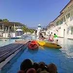 The Oia Pai Resort