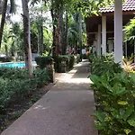 Cousin Resort