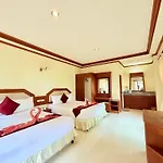 Lanta Palm Beach Resort , Beach Bungalow - Koh Lanta