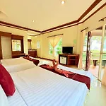 Lanta Palm Beach Resort , Beach Bungalow - Koh Lanta