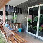Family Hut Pai