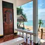 Beach Home Lanta