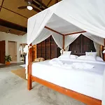 Roomquest Theva Resort Koh Samui