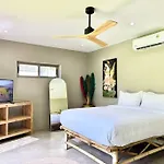 Lovely Villa, 2 Bedrooms & 1 Studio Room, Koh Samui