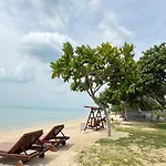 Phangan Beachside Villa