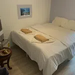 Phangan Paragon Hostel