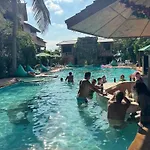 Laguna Beach Club Resort
