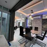 Majestic Residence Pool Villa Pattaya