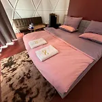 Infinity Beach Club Resort & Hostel Koh Phangan