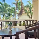 Thai House Beach Resort