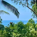 Kalani, Haad Yao