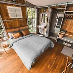 Shiva Lodge