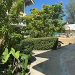 Lanta Garden Home