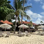Bangrak Pier Bungalow