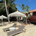 Bangrak Pier Bungalow