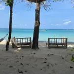 Muse&Mingle Beach Room