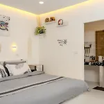 Moonway Bungalows