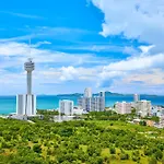 Grande Carribean L Family Stay L Pattaya L Luxury Views & Comfort