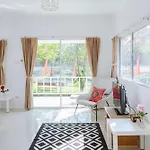 Baan Pai Riverside Resort