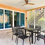 Blue Haven Bay Villa 21D And Resort Apartments