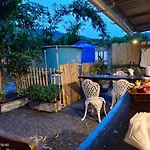Hacia Light In Box Cottage