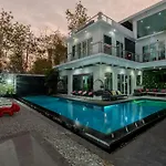 Premium Pool Villa Pattaya