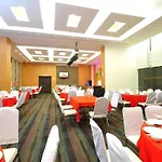 Mayflower Grande Hotel