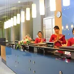 Mayflower Grande Hotel