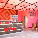 Oyo 797 Pink House Bungalow