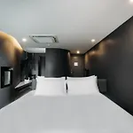 Hotel Tide Phuket Beachfront