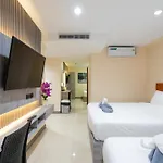 Square One Hotel Patong