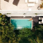 Villa M