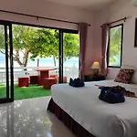 Rung Arun Resort