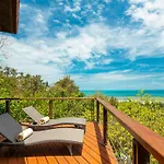 Villa Soluna - Luxury 5-Star Seaview Escape