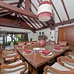 Bangrak Beachfront Villa