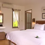 Akanak Resort