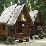Haad Gruad Beach Bungalows
