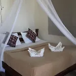 Haad Gruad Beach Bungalows