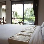 Hutcha Resort