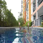 Venetian Jomtien Pool Access