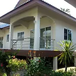 Krisada Beach Resort