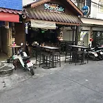 Scandalic Bar And Guest House
